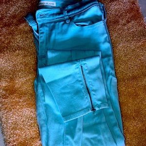 DKNY powder blue skinny jeans size 8